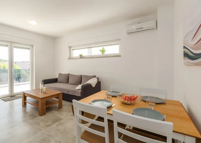 Appartamento Olea Novigrad