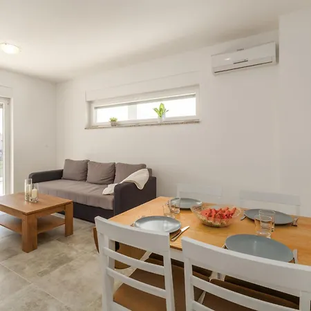 Appartement Olea Novigrad