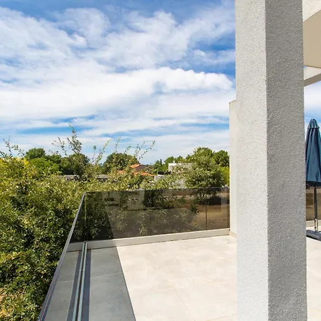 Olea Novigrad * Novigrad Istria