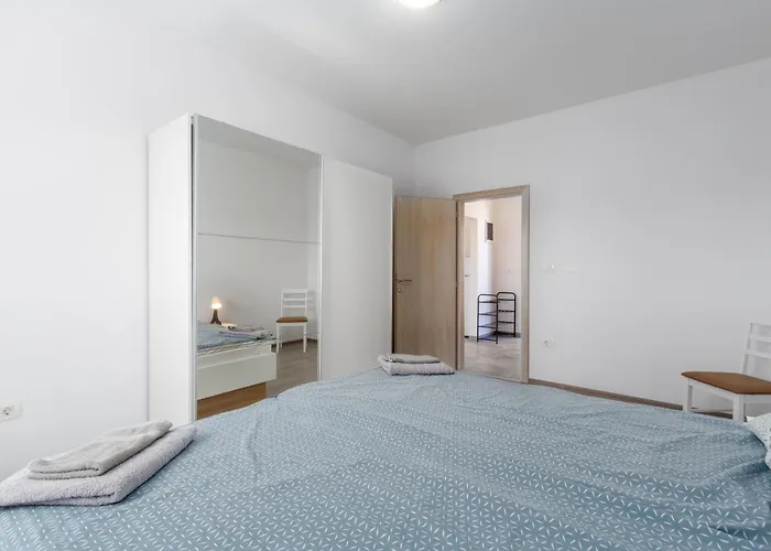 Olea Novigrad Appartement *